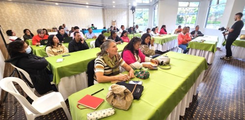 Innovation champions and researchers come together to cultivate change in local food systems in Colombia. Photo: Marie-Hélène Dabat