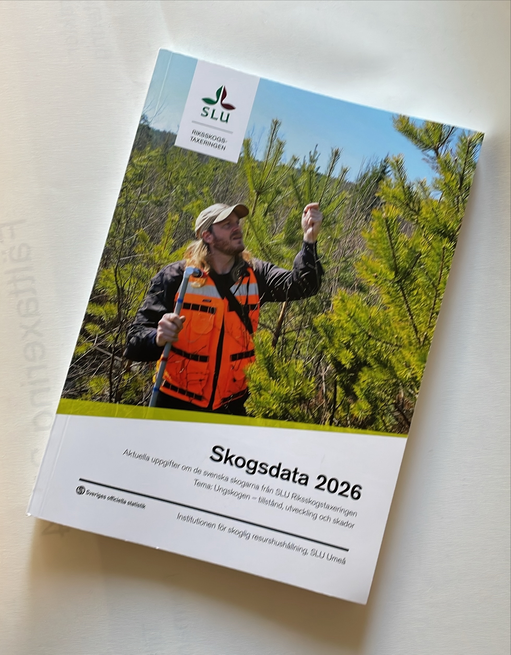 Framsidan på skriften Skogsdata 2026.