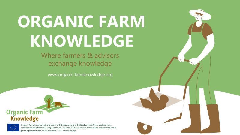 En tecknad bild av en människa med skottkärra. Grön bakgrund och texten Organic Farm Knowledge.