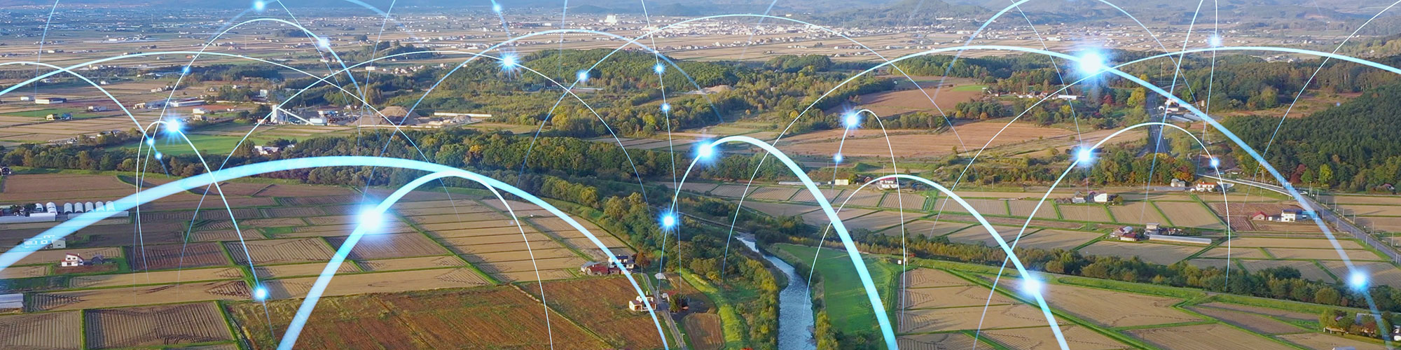 Landskap med ljusblixtar.