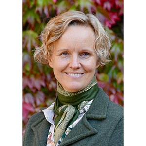 porträtt på korthårig kvinna, Lisa Blix Germundsson