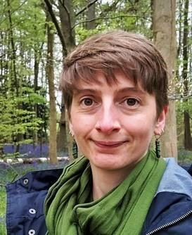 A portrait photo of Chloe MacLaren