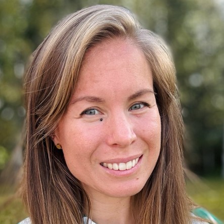 Porträttbild på Victoria Ekenberg.