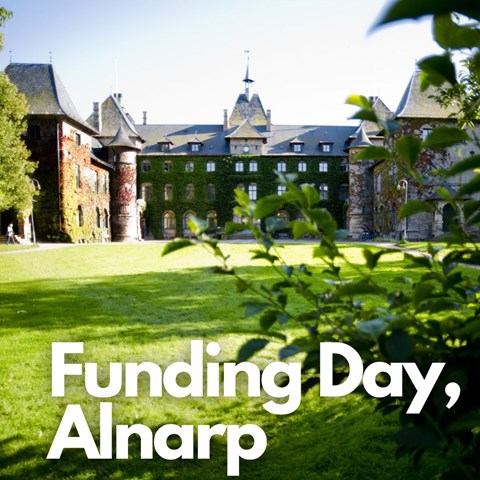 Alnarps slott med överlagd text "Funding Day, Alnarp". Foto.