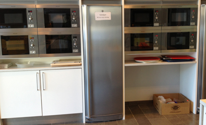 Lunchroom with fridge and microwave ovens