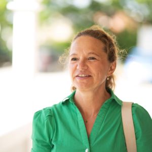 Porträttbild på Theodora Mårtensson