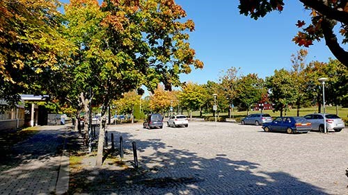 Parkeringen vid gamla klinikcentrum, foto.