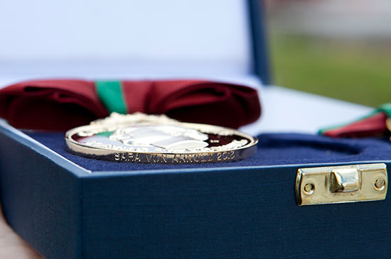 Medal for Distinguished Service, photo.