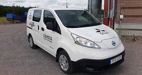 Den nya elbilen på Lövsta, foto.