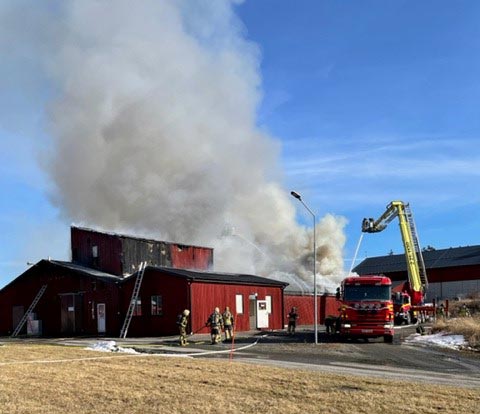 En byggnad som SLU äger brann ner till grunden den 12 mars, foto.