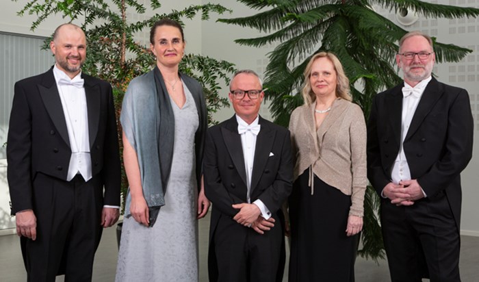 Nya professorer: Michael Gundale, Sylvia Larsson, Tommy Lundgren, Hannele Tuominen, Dag Fjeld. Foto: Andreas Palmén