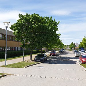 The parking lot in front of the house will be closed during the period that the renovation is in progress, photo.