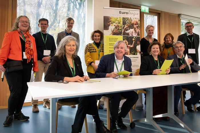 Representatives for EnvEuro participating universities signing a new agreement. Photo Guy Ackermans.